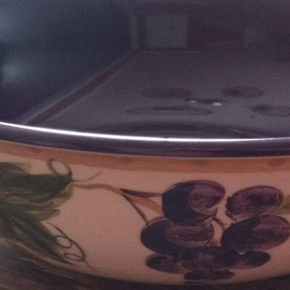 Large Melamine Serving Bowl w/Grape Design - Picture 7 of 7